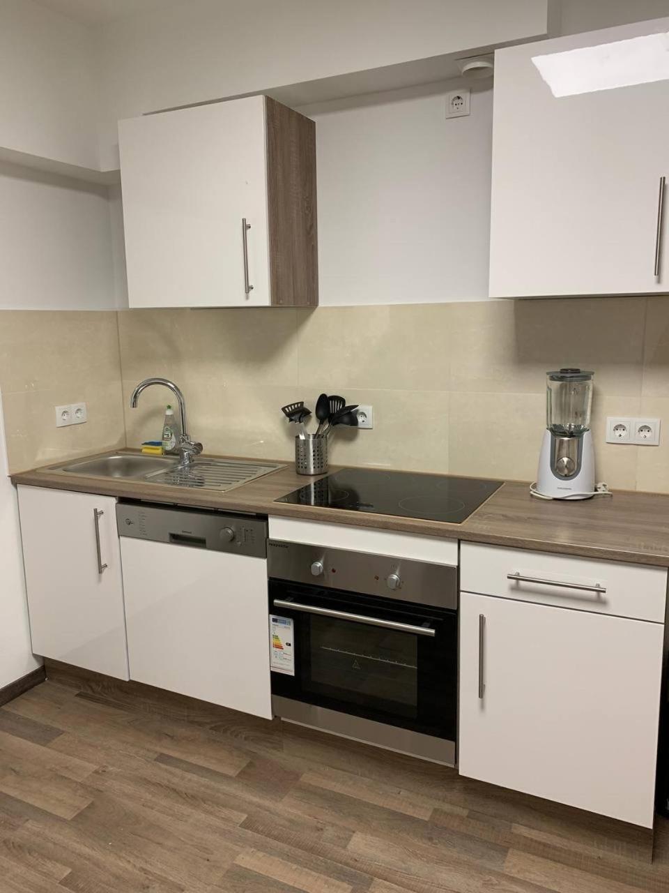 Central Private Rooms In Popular Neighborhood! Köln Ngoại thất bức ảnh