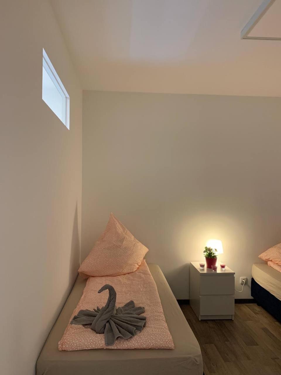 Central Private Rooms In Popular Neighborhood! Köln Ngoại thất bức ảnh