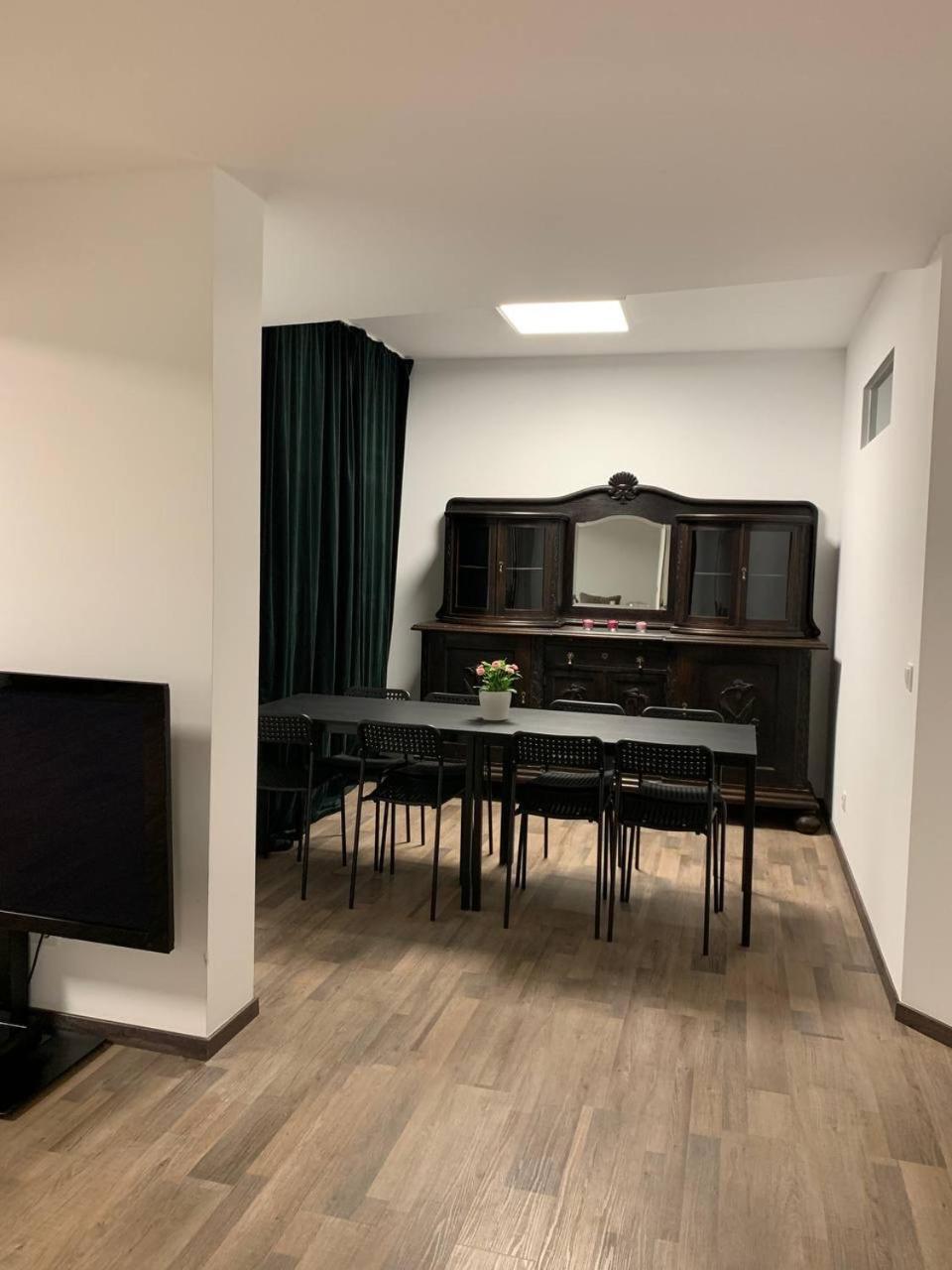 Central Private Rooms In Popular Neighborhood! Köln Ngoại thất bức ảnh