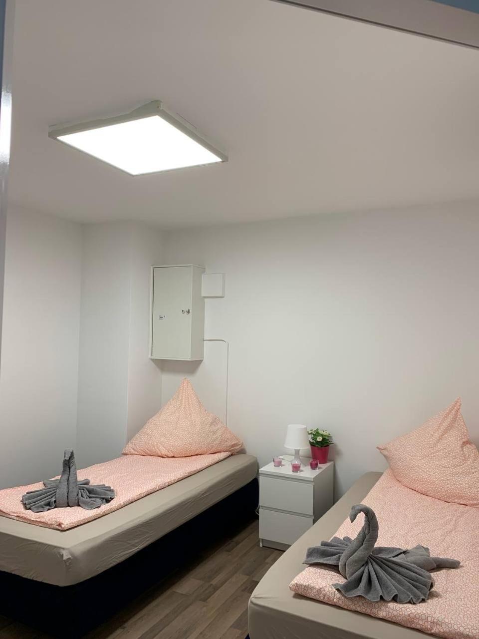 Central Private Rooms In Popular Neighborhood! Köln Ngoại thất bức ảnh